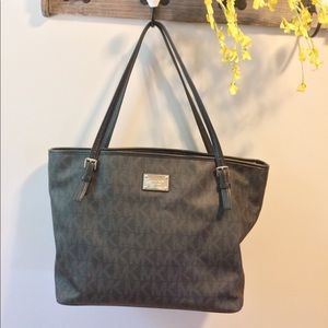 LARGE Michael Kors bag!!!!